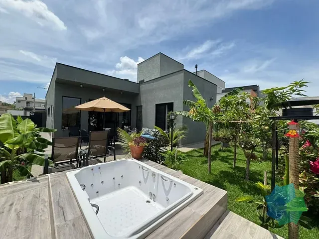 Casa com 372m² 2 quartos e 2 banheiros, à venda, no bairro Condomínio Residencial Una em Itu