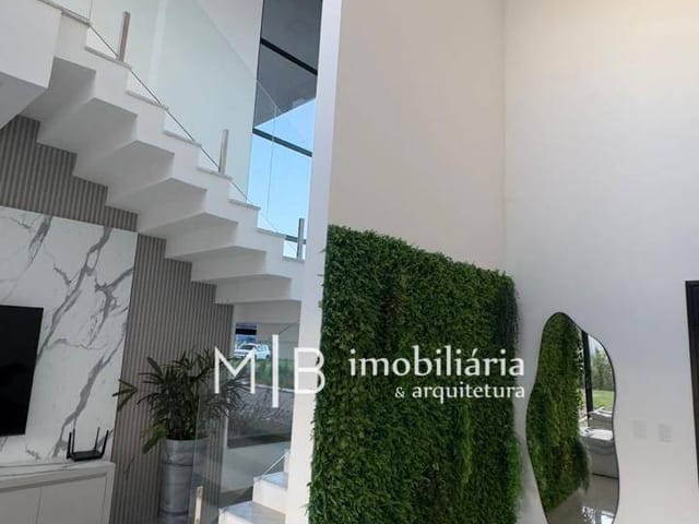 Casa 3 quartos e 2 banheiros, para alugar, no bairro Rivieira do Lago em Ijaci