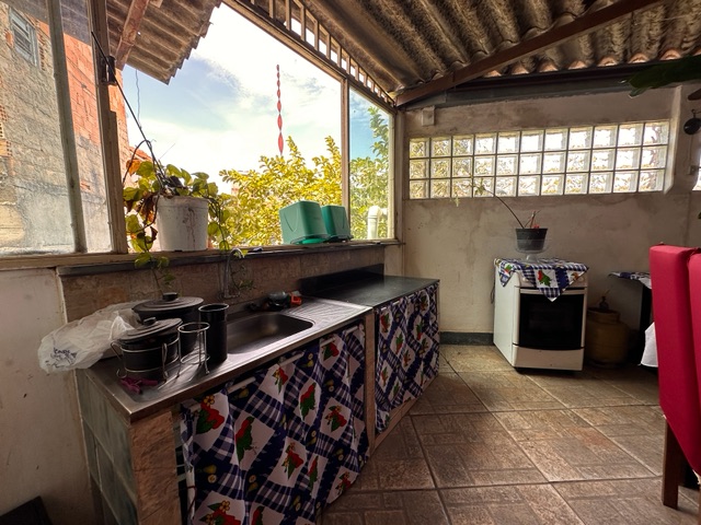 Casa com 384m² 7 quartos e 3 banheiros, à venda, no bairro Jardim Alvorada em Belo Horizonte