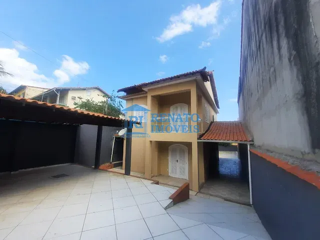 Casa com 447m² 5 quartos e 5 banheiros, para alugar, no bairro Flamengo em Maricá
