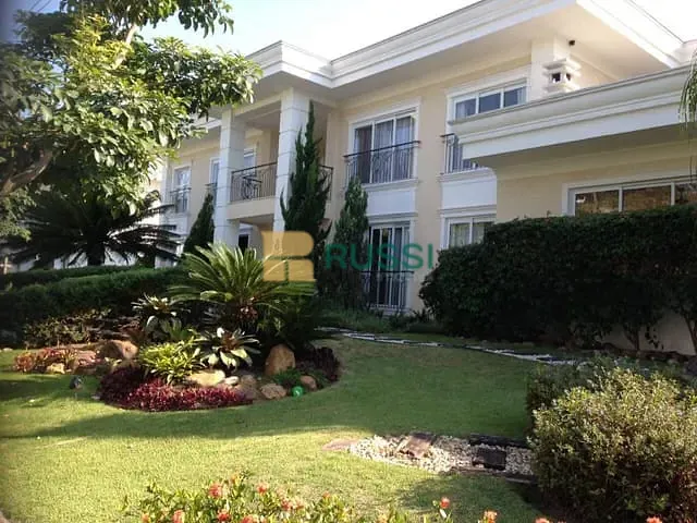 Casa com 1260m² 6 quartos e 8 banheiros, à venda, no bairro Jardim Paraíba em Jacareí