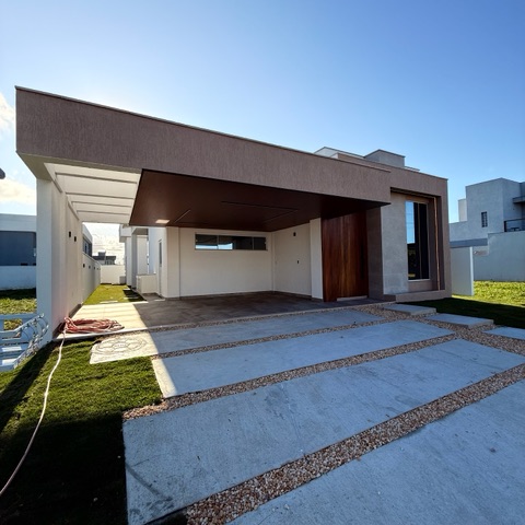 Casa com 379m² 3 quartos e 5 banheiros, à venda, no bairro Ogiva em Cabo Frio