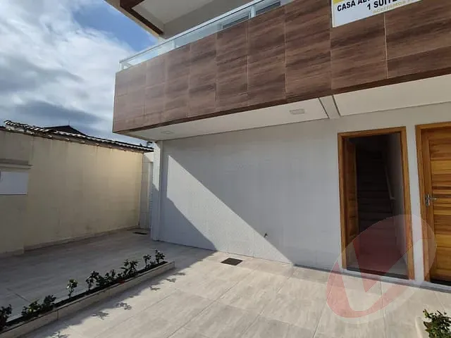 Casa com 125m² 2 quartos e 2 banheiros, à venda, no bairro Melvi em Praia Grande