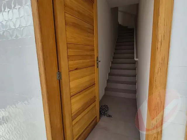 Casa com 125m² 2 quartos e 2 banheiros, à venda, no bairro Melvi em Praia Grande
