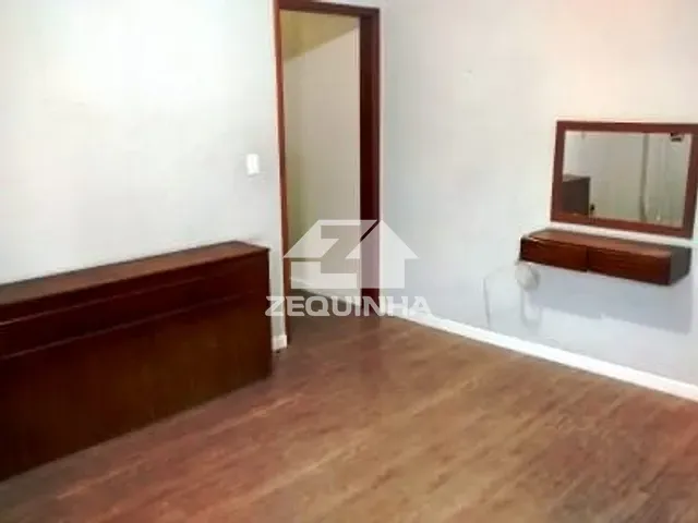 Casa com 167m² 4 quartos e 3 banheiros, à venda, no bairro Jardim das Flores em Osasco
