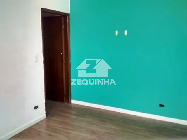 Casa com 167m² 4 quartos e 3 banheiros, à venda, no bairro Jardim das Flores em Osasco