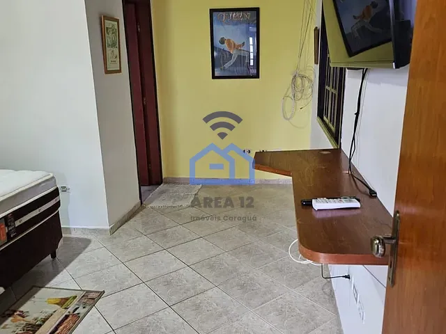 Casa com 300m² 1 quarto e 1 banheiro, à venda, no bairro Massaguaçu em Caraguatatuba