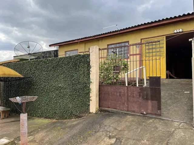 Casa com 375m² 3 quartos e 2 banheiros, à venda, no bairro Jardim Catuaí em Apucarana