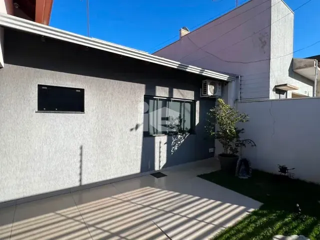 Casa com 250m² 3 quartos e 3 banheiros, à venda, no bairro Jardim Nobre em Rolândia