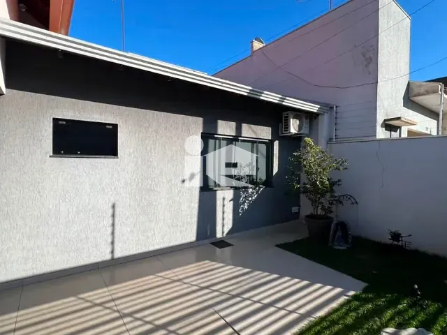 Casa com 250m² 3 quartos e 3 banheiros, à venda, no bairro Jardim Nobre em Rolândia