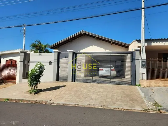 Casa com 324m² 4 quartos e 1 banheiro, à venda, no bairro Santa Eliza em Votuporanga