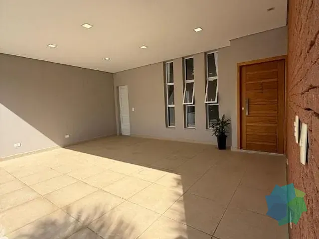 Casa com 311m² 3 quartos e 5 banheiros, à venda, no bairro Residencial Central Parque em Salto