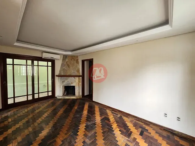 Casa com 80m² 3 quartos e 3 banheiros, à venda, no bairro Glória em Porto Alegre