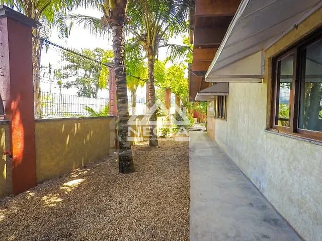 Casa com 324m² 3 quartos e 3 banheiros, à venda, no bairro Pontal de Santa Marina em Caraguatatuba