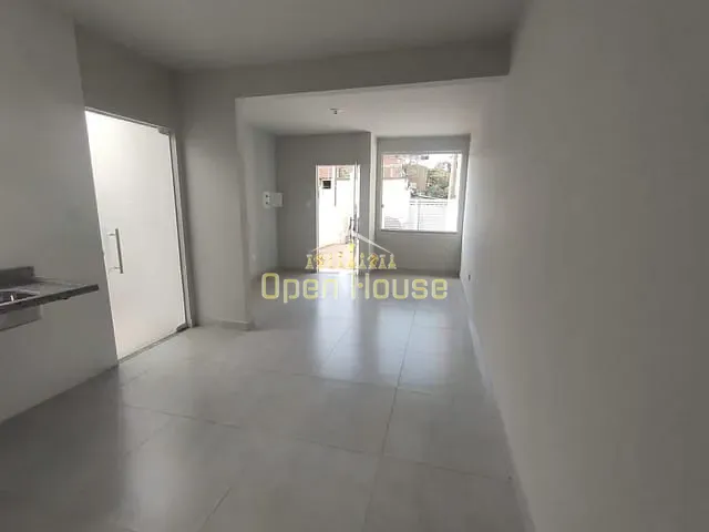 Casa 2 quartos e 1 banheiro, à venda, no bairro Recanto Feliz (Califórnia da Barra) em Barra do Piraí