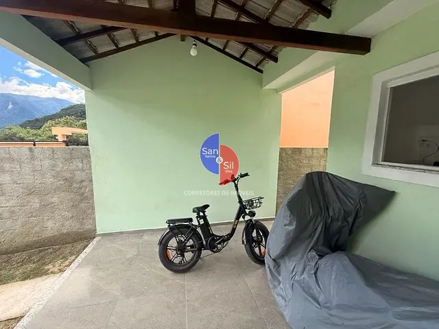 Casa com 246m² 2 quartos e 2 banheiros, à venda, no bairro Cotia em Guapimirim