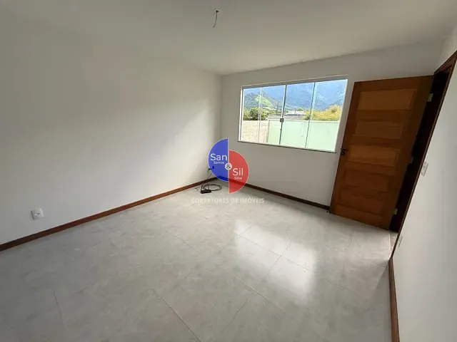 Casa com 246m² 2 quartos e 2 banheiros, à venda, no bairro Cotia em Guapimirim