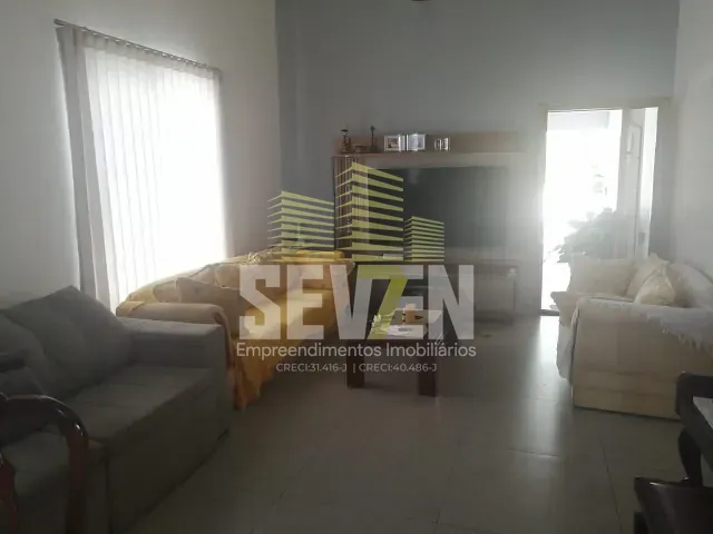 Casa com 489m² 3 quartos e 2 banheiros, à venda, no bairro Quinta Ranieri em Bauru