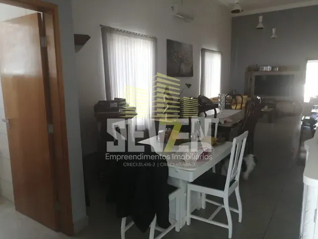 Casa com 489m² 3 quartos e 2 banheiros, à venda, no bairro Quinta Ranieri em Bauru