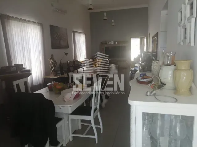 Casa com 489m² 3 quartos e 2 banheiros, à venda, no bairro Quinta Ranieri em Bauru