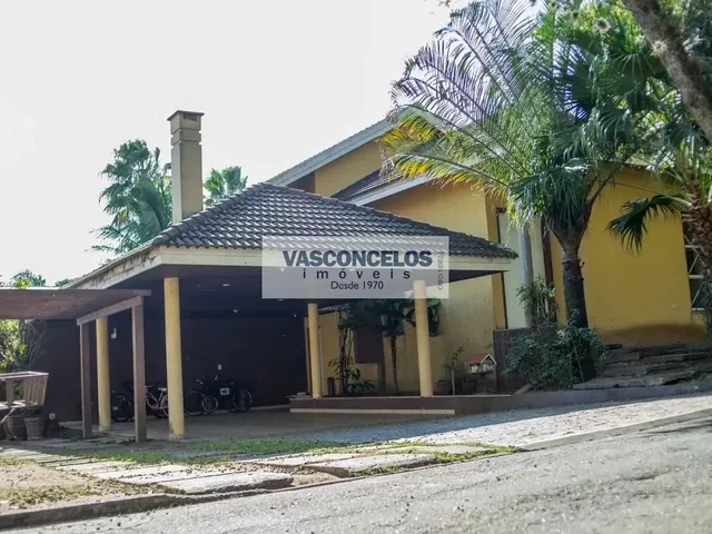 Casa com 840m² 4 quartos e 6 banheiros, à venda, no bairro Jardim Califórnia em Jacareí