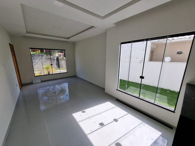 Casa 3 quartos e 2 banheiros, à venda, no bairro Ubatiba em Maricá
