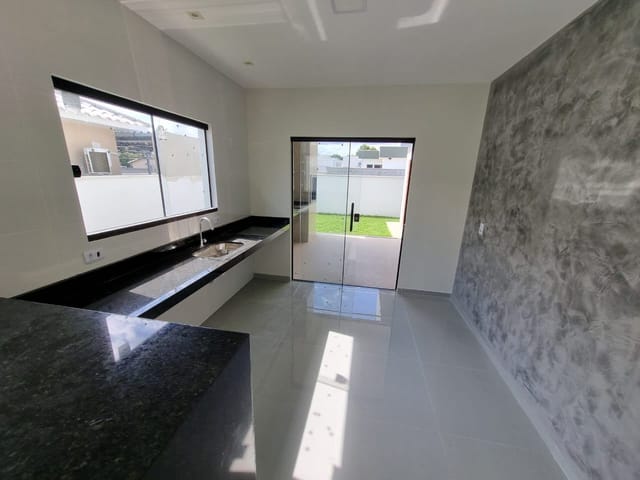 Casa 3 quartos e 2 banheiros, à venda, no bairro Ubatiba em Maricá