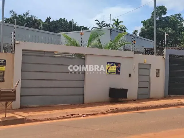 Casa 3 quartos e 2 banheiros, à venda ou para alugar, no bairro Amparo em Santarém