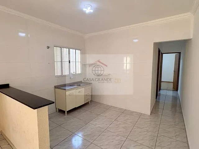 Casa com 125m² 3 quartos e 1 banheiro, para alugar, no bairro Jardim Nobre V em Rolândia