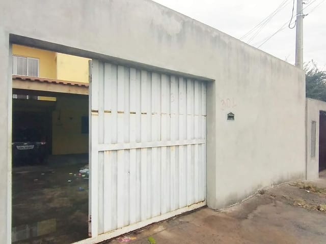 Casa com 250m² 3 quartos e 1 banheiro, à venda, no bairro Parque Valença I em Campinas