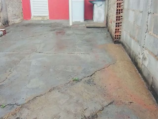 Casa com 250m² 3 quartos e 1 banheiro, à venda, no bairro Parque Valença I em Campinas