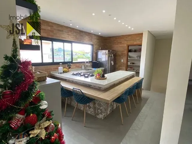 Casa com 250m² 3 quartos e 3 banheiros, à venda, no bairro Reserva do Vale em Caçapava