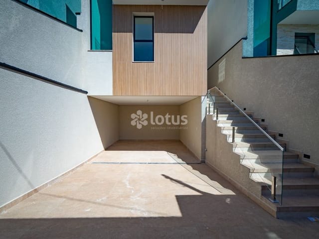 Casa com 150m² 3 quartos e 4 banheiros, à venda, no bairro Nova Jaguari em Santana de Parnaíba
