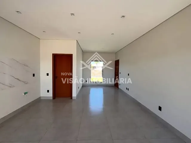 Casa 3 quartos e 2 banheiros, à venda, no bairro Sonhalto Videira em Sinop