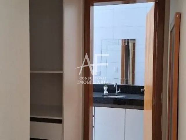 Casa com 250m² 3 quartos e 2 banheiros, para alugar, no bairro Bairro dos Guedes em Tremembé