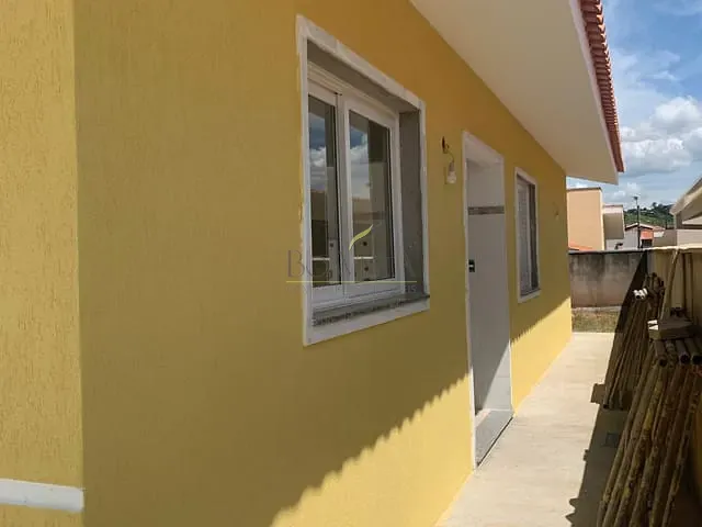 Casa 3 quartos e 2 banheiros, à venda, no bairro Jardim São Marcos em Bom Jesus dos Perdões
