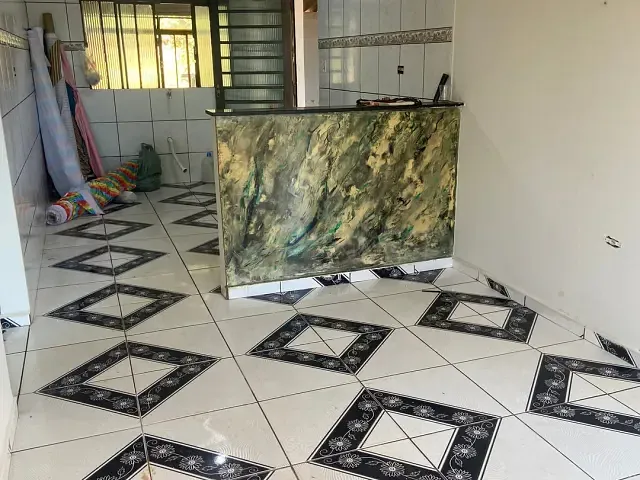 Casa com 275m² 2 quartos e 2 banheiros, à venda, no bairro Residencial Interlagos em Apucarana