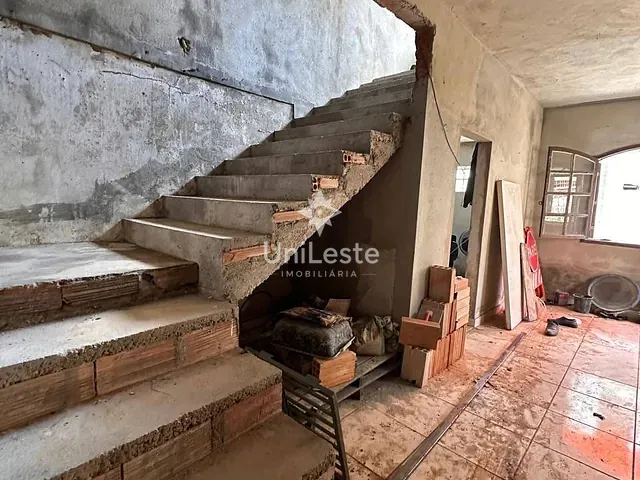 Casa 3 quartos e 1 banheiro, à venda, no bairro Vera Cruz em Belo Horizonte