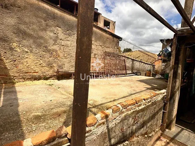 Casa 3 quartos e 1 banheiro, à venda, no bairro Vera Cruz em Belo Horizonte