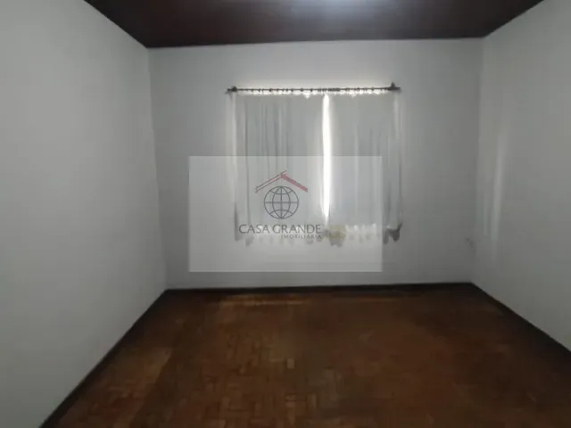 Casa para alugar, no bairro Centro em Rolândia