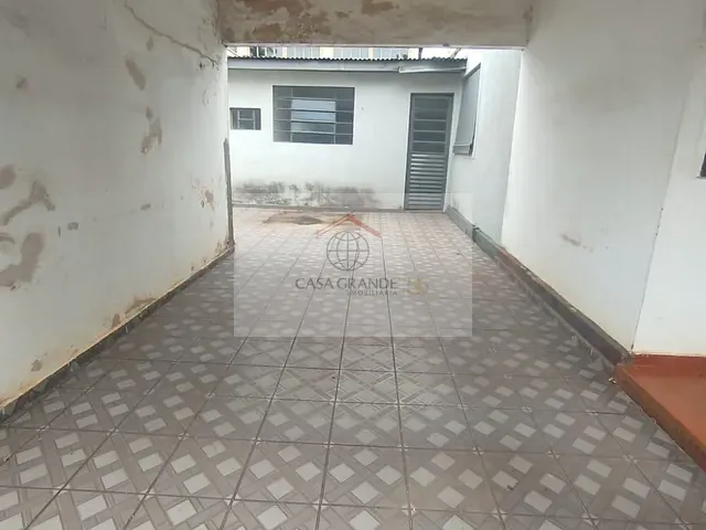 Casa para alugar, no bairro Centro em Rolândia