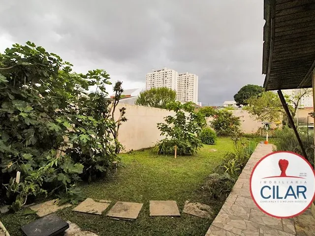 Casa 5 quartos e 2 banheiros, à venda, no bairro Capão Raso em Curitiba