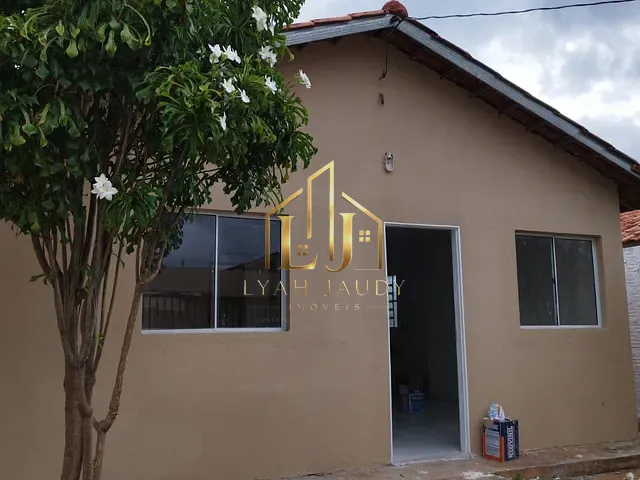 Casa com 200m² 2 quartos e 1 banheiro, à venda, no bairro São Matheus em Várzea Grande