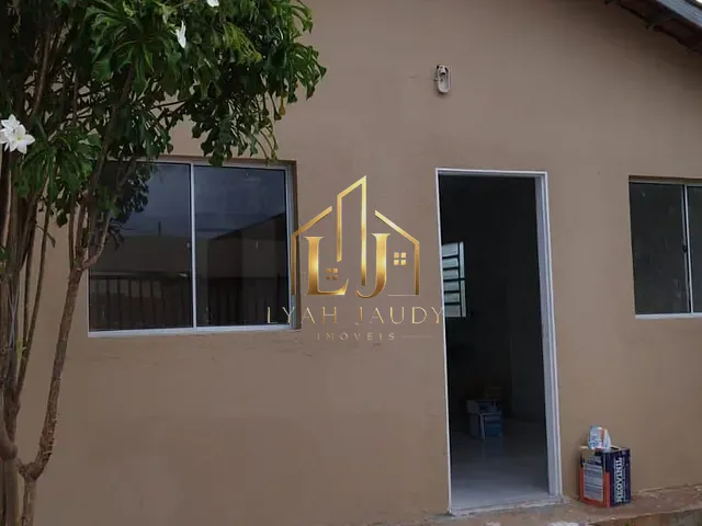 Casa com 200m² 2 quartos e 1 banheiro, à venda, no bairro São Matheus em Várzea Grande