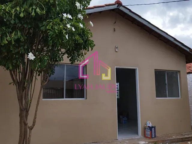 Casa com 200m² 2 quartos e 1 banheiro, à venda, no bairro São Matheus em Várzea Grande