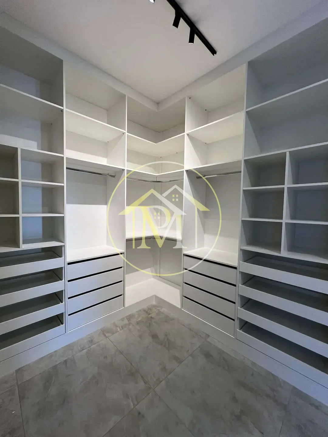Casa, 3 quartos, 243 m² - Foto 12