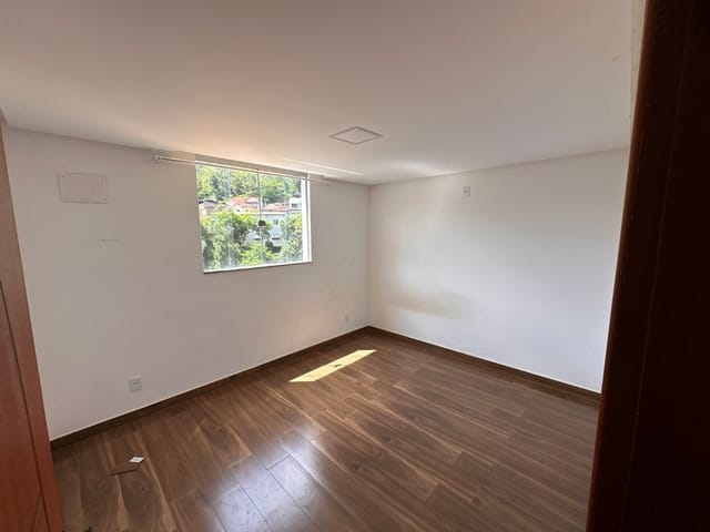 Casa 2 quartos e 1 banheiro, para alugar, no bairro Centro em Astolfo Dutra