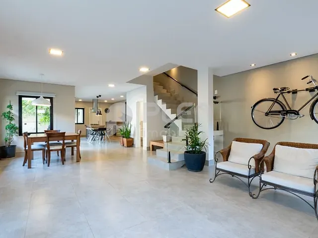 Casa com 240m² 3 quartos e 4 banheiros, à venda, no bairro Brooklin em São Paulo