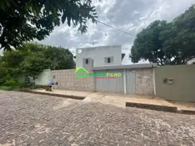 Casa com 390m² 4 quartos e 2 banheiros, à venda, no bairro Santa Isabel em Teresina