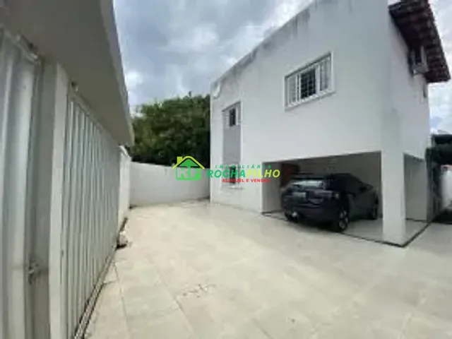 Casa com 390m² 4 quartos e 2 banheiros, à venda, no bairro Santa Isabel em Teresina